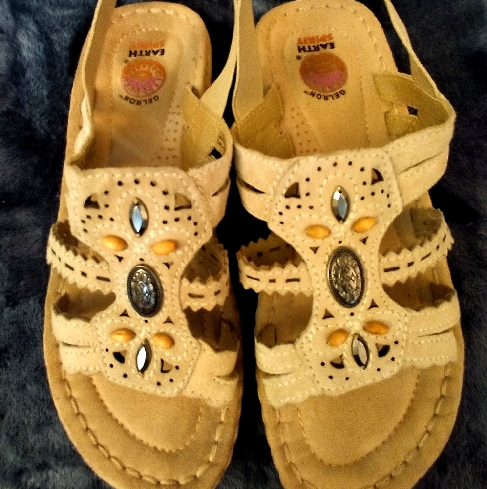 Earth Spirit Gelron beaded Sandals
